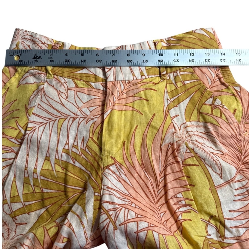 Tahari Womens 100% Linen Tropical Palm Print Shorts Yellow Peach Size 4 - Picture 6 of 7